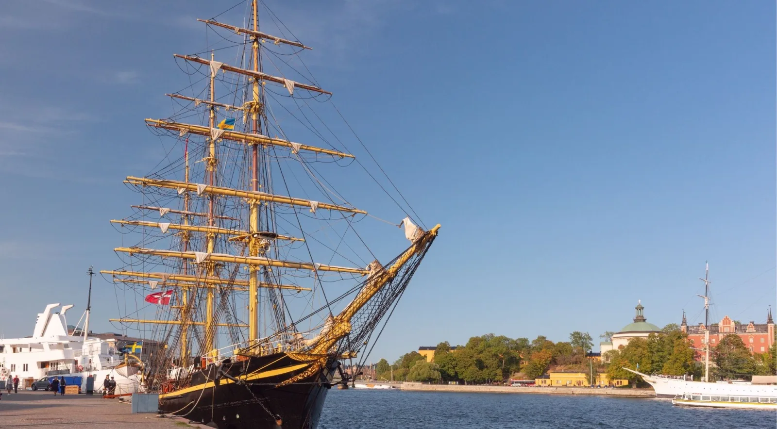 Stockholm Tours — photo 8